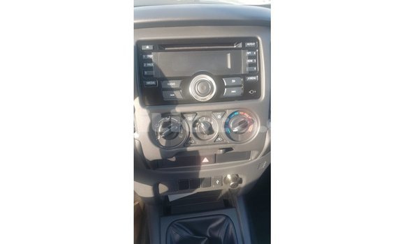 Acheter Import Voiture Mitsubishi L200 Blanc à Import - Dubai, Artibonite Acheter Import Voiture Mitsubishi L200 Blanc à Import - Dubai, Artibonite