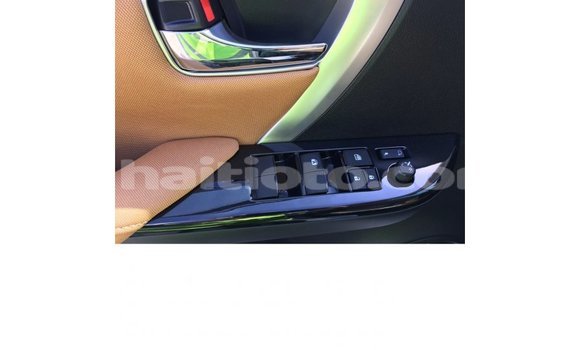 Acheter Import Voiture Toyota Fortuner Blanc à Import - Dubai, Artibonite Acheter Import Voiture Toyota Fortuner Blanc à Import - Dubai, Artibonite