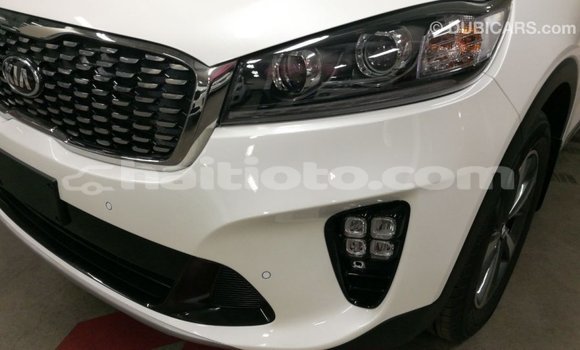Buy Import Kia Sorento White Car in Import - Dubai in Artibonite Buy Import Kia Sorento White Car in Import - Dubai in Artibonite