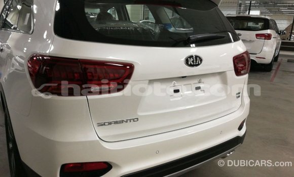 Buy Import Kia Sorento White Car in Import - Dubai in Artibonite Buy Import Kia Sorento White Car in Import - Dubai in Artibonite
