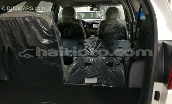 Buy Import Kia Sorento White Car in Import - Dubai in Artibonite Buy Import Kia Sorento White Car in Import - Dubai in Artibonite