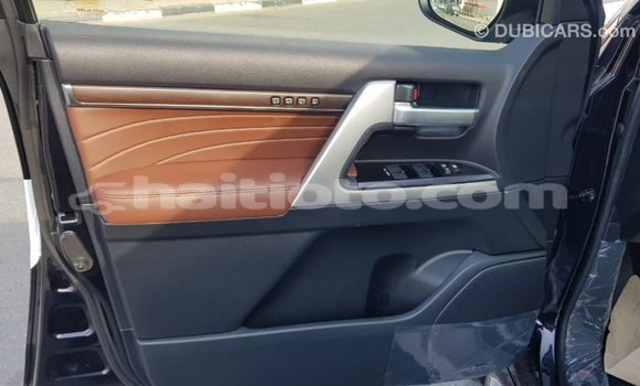 Acheter Import Voiture Toyota Land Cruiser Noir à Import - Dubai, Artibonite Acheter Import Voiture Toyota Land Cruiser Noir à Import - Dubai, Artibonite