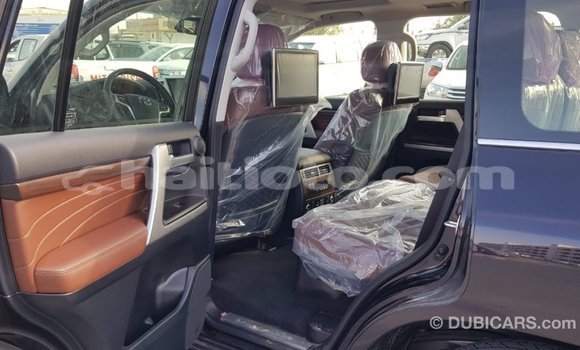 Acheter Import Voiture Toyota Land Cruiser Noir à Import - Dubai, Artibonite Acheter Import Voiture Toyota Land Cruiser Noir à Import - Dubai, Artibonite