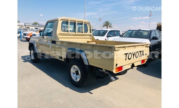 Acheter Import Voiture Toyota Land Cruiser Beige à Import - Dubai, Artibonite Acheter Import Voiture Toyota Land Cruiser Beige à Import - Dubai, Artibonite