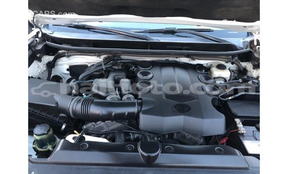 Buy Import Toyota Prado White Car in Import - Dubai in Artibonite Buy Import Toyota Prado White Car in Import - Dubai in Artibonite