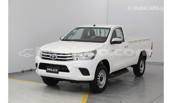 Buy Import Toyota Hilux White Car in Import - Dubai in Artibonite Buy Import Toyota Hilux White Car in Import - Dubai in Artibonite