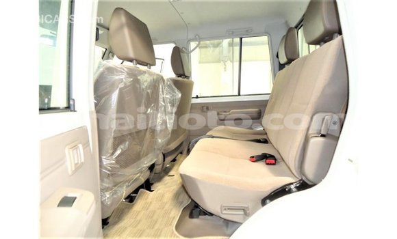 Buy Import Toyota Land Cruiser White Car in Import - Dubai in Artibonite Buy Import Toyota Land Cruiser White Car in Import - Dubai in Artibonite
