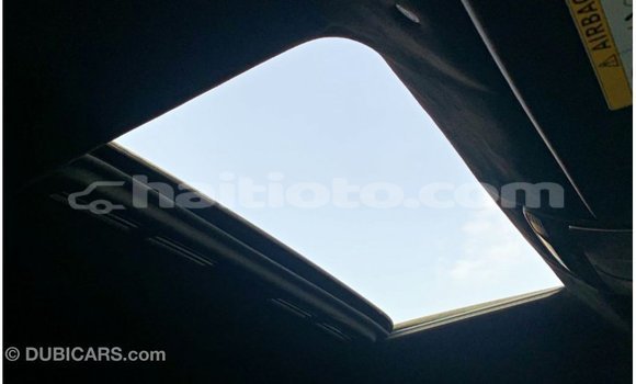 Acheter Import Voiture Mercedes-Benz 190 (W201) Blanc à Import - Dubai, Artibonite Acheter Import Voiture Mercedes-Benz 190 (W201) Blanc à Import - Dubai, Artibonite