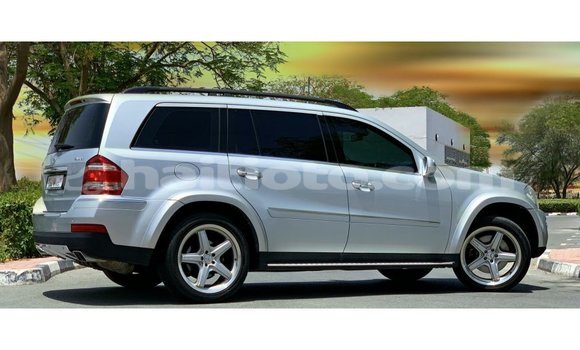 Acheter Import Voiture Mercedes-Benz 190 (W201) Autre à Import - Dubai, Artibonite Acheter Import Voiture Mercedes-Benz 190 (W201) Autre à Import - Dubai, Artibonite