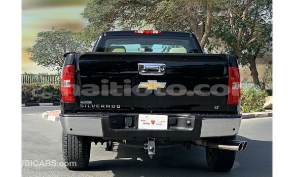 Acheter Import Voiture Chevrolet Silverado Noir à Import - Dubai, Artibonite Acheter Import Voiture Chevrolet Silverado Noir à Import - Dubai, Artibonite