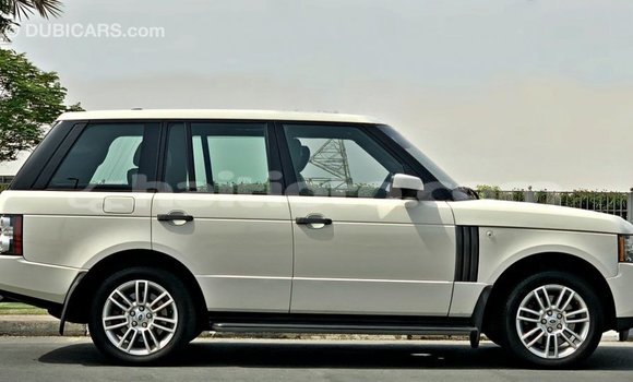 Acheter Import Voiture Land Rover Range Rover Blanc à Import - Dubai, Artibonite Acheter Import Voiture Land Rover Range Rover Blanc à Import - Dubai, Artibonite
