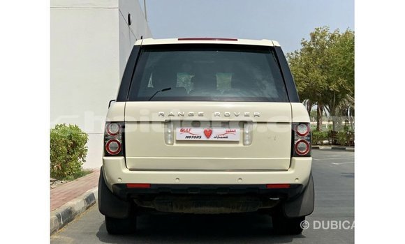 Acheter Import Voiture Land Rover Range Rover Blanc à Import - Dubai, Artibonite Acheter Import Voiture Land Rover Range Rover Blanc à Import - Dubai, Artibonite