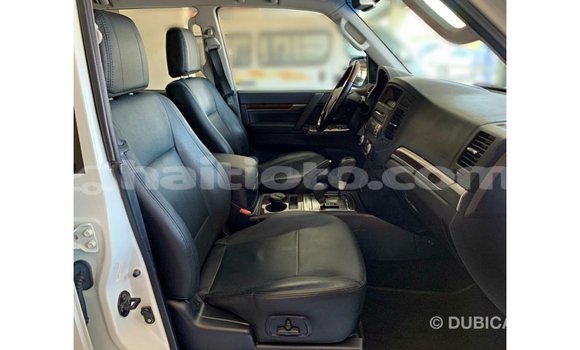 Acheter Import Voiture Mitsubishi Pajero Blanc à Import - Dubai, Artibonite Acheter Import Voiture Mitsubishi Pajero Blanc à Import - Dubai, Artibonite
