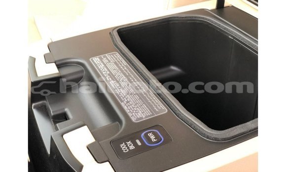 Buy Import Toyota Land Cruiser Black Car in Import - Dubai in Artibonite Buy Import Toyota Land Cruiser Black Car in Import - Dubai in Artibonite