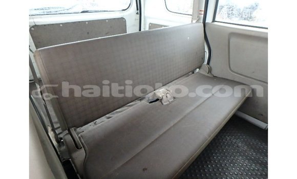 Acheter Import Utilitaire Suzuki Every Blanc à Import - Dubai, Artibonite Acheter Import Utilitaire Suzuki Every Blanc à Import - Dubai, Artibonite