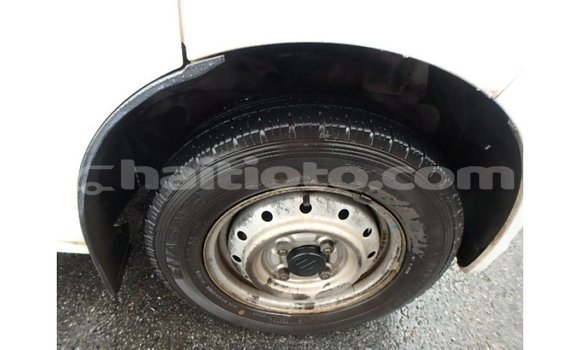 Acheter Import Utilitaire Suzuki Every Blanc à Import - Dubai, Artibonite Acheter Import Utilitaire Suzuki Every Blanc à Import - Dubai, Artibonite