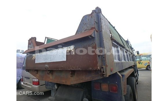 Acheter Import Utilitaire Nissan Evalia Bleu à Import - Dubai, Artibonite Acheter Import Utilitaire Nissan Evalia Bleu à Import - Dubai, Artibonite