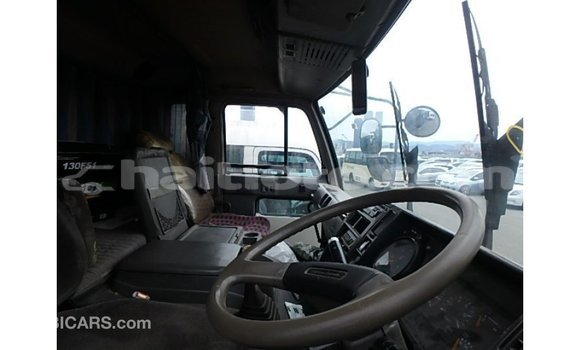 Acheter Import Utilitaire Nissan Evalia Bleu à Import - Dubai, Artibonite Acheter Import Utilitaire Nissan Evalia Bleu à Import - Dubai, Artibonite