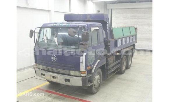 Acheter Import Utilitaire Nissan Evalia Bleu à Import - Dubai, Artibonite Acheter Import Utilitaire Nissan Evalia Bleu à Import - Dubai, Artibonite