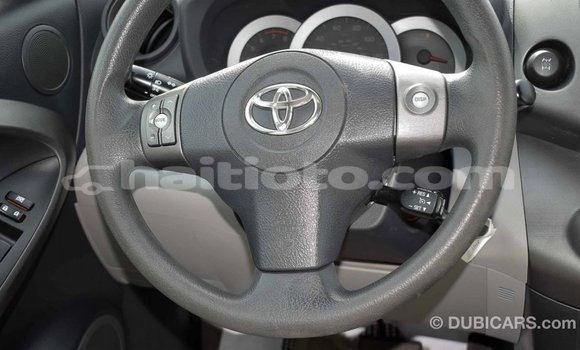 Acheter Import Utilitaire Toyota HiAce Blanc à Import - Dubai, Artibonite Acheter Import Utilitaire Toyota HiAce Blanc à Import - Dubai, Artibonite