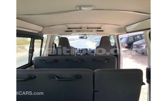 Buy Import Toyota Hiace White Car in Import - Dubai in Artibonite Buy Import Toyota Hiace White Car in Import - Dubai in Artibonite