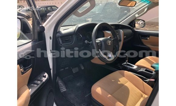 Acheter Import Voiture Toyota Fortuner Blanc à Import - Dubai, Artibonite Acheter Import Voiture Toyota Fortuner Blanc à Import - Dubai, Artibonite