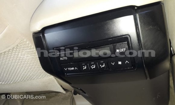 Acheter Import Voiture Toyota Prado Blanc à Import - Dubai, Artibonite Acheter Import Voiture Toyota Prado Blanc à Import - Dubai, Artibonite