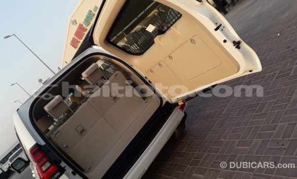 Acheter Import Voiture Toyota Prado Blanc à Import - Dubai, Artibonite Acheter Import Voiture Toyota Prado Blanc à Import - Dubai, Artibonite