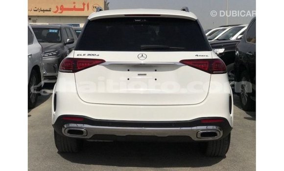 Acheter Import Voiture Mercedes-Benz GLE Blanc à Import - Dubai, Artibonite Acheter Import Voiture Mercedes-Benz GLE Blanc à Import - Dubai, Artibonite