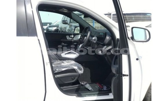 Acheter Import Voiture Mercedes-Benz GLE Blanc à Import - Dubai, Artibonite Acheter Import Voiture Mercedes-Benz GLE Blanc à Import - Dubai, Artibonite