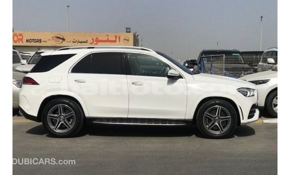 Acheter Import Voiture Mercedes-Benz GLE Blanc à Import - Dubai, Artibonite Acheter Import Voiture Mercedes-Benz GLE Blanc à Import - Dubai, Artibonite