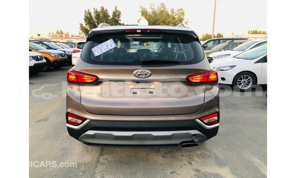 Acheter Import Voiture Hyundai Santa Fe Marron à Import - Dubai, Artibonite Acheter Import Voiture Hyundai Santa Fe Marron à Import - Dubai, Artibonite