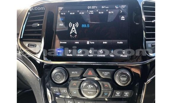 Acheter Import Voiture Jeep Cherokee Noir à Import - Dubai, Artibonite Acheter Import Voiture Jeep Cherokee Noir à Import - Dubai, Artibonite