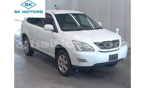 Buy Import Toyota Harrier White Car in Import - Dubai in Artibonite Buy Import Toyota Harrier White Car in Import - Dubai in Artibonite