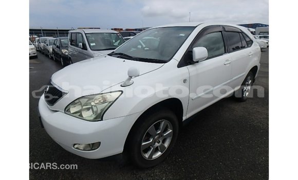 Acheter Import Voiture Toyota Harrier Blanc à Import - Dubai, Artibonite Acheter Import Voiture Toyota Harrier Blanc à Import - Dubai, Artibonite