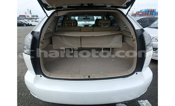 Acheter Import Voiture Toyota Harrier Blanc à Import - Dubai, Artibonite Acheter Import Voiture Toyota Harrier Blanc à Import - Dubai, Artibonite