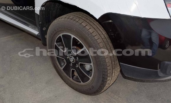 Acheter Import Voiture Renault Duster Noir à Import - Dubai, Artibonite