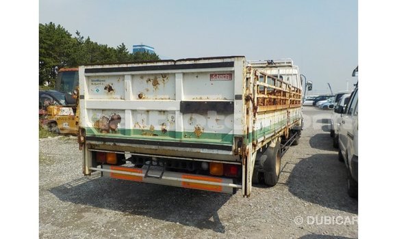 Acheter Import Voiture Isuzu Rodeo Blanc à Import - Dubai, Artibonite Acheter Import Voiture Isuzu Rodeo Blanc à Import - Dubai, Artibonite