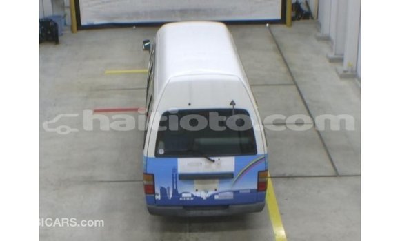 Acheter Import Voiture Nissan Caravan Blanc à Import - Dubai, Artibonite Acheter Import Voiture Nissan Caravan Blanc à Import - Dubai, Artibonite