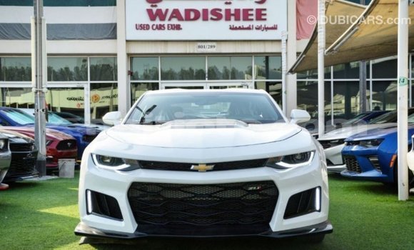 Acheter Import Voiture Chevrolet Camaro Blanc à Import - Dubai, Artibonite Acheter Import Voiture Chevrolet Camaro Blanc à Import - Dubai, Artibonite