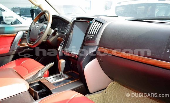 Acheter Import Voiture Toyota Land Cruiser Noir à Import - Dubai, Artibonite Acheter Import Voiture Toyota Land Cruiser Noir à Import - Dubai, Artibonite