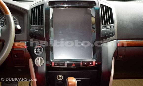 Acheter Import Voiture Toyota Land Cruiser Noir à Import - Dubai, Artibonite Acheter Import Voiture Toyota Land Cruiser Noir à Import - Dubai, Artibonite