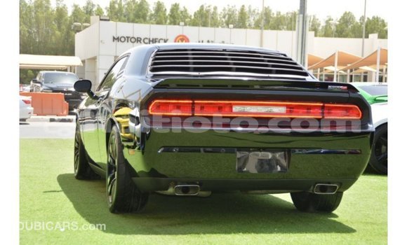 Acheter Import Voiture Dodge Challenger Noir à Import - Dubai, Artibonite Acheter Import Voiture Dodge Challenger Noir à Import - Dubai, Artibonite