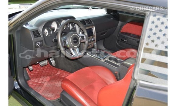 Acheter Import Voiture Dodge Challenger Noir à Import - Dubai, Artibonite Acheter Import Voiture Dodge Challenger Noir à Import - Dubai, Artibonite