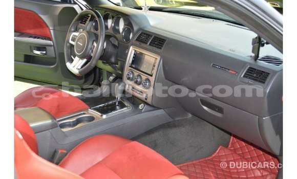 Acheter Import Voiture Dodge Challenger Noir à Import - Dubai, Artibonite Acheter Import Voiture Dodge Challenger Noir à Import - Dubai, Artibonite