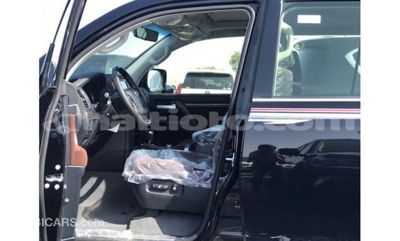 Acheter Import Voiture Toyota Land Cruiser Noir à Import - Dubai, Artibonite Acheter Import Voiture Toyota Land Cruiser Noir à Import - Dubai, Artibonite