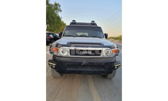 Buy Import Toyota FJ Cruiser Other Car in Import - Dubai in Artibonite Buy Import Toyota FJ Cruiser Other Car in Import - Dubai in Artibonite