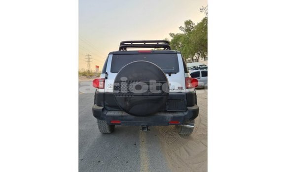 Buy Import Toyota FJ Cruiser Other Car in Import - Dubai in Artibonite Buy Import Toyota FJ Cruiser Other Car in Import - Dubai in Artibonite