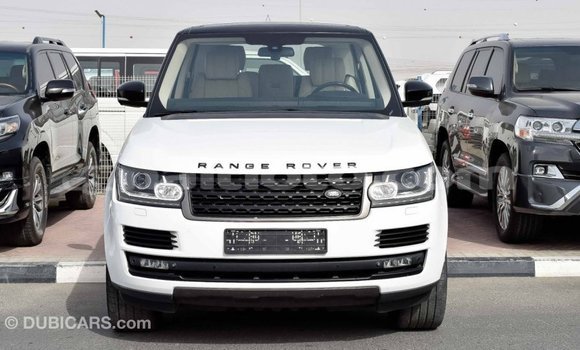 Acheter Import Voiture Land Rover Range Rover Blanc à Import - Dubai, Artibonite Acheter Import Voiture Land Rover Range Rover Blanc à Import - Dubai, Artibonite