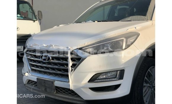 Acheter Import Voiture Hyundai Tucson Blanc à Import - Dubai, Artibonite Acheter Import Voiture Hyundai Tucson Blanc à Import - Dubai, Artibonite
